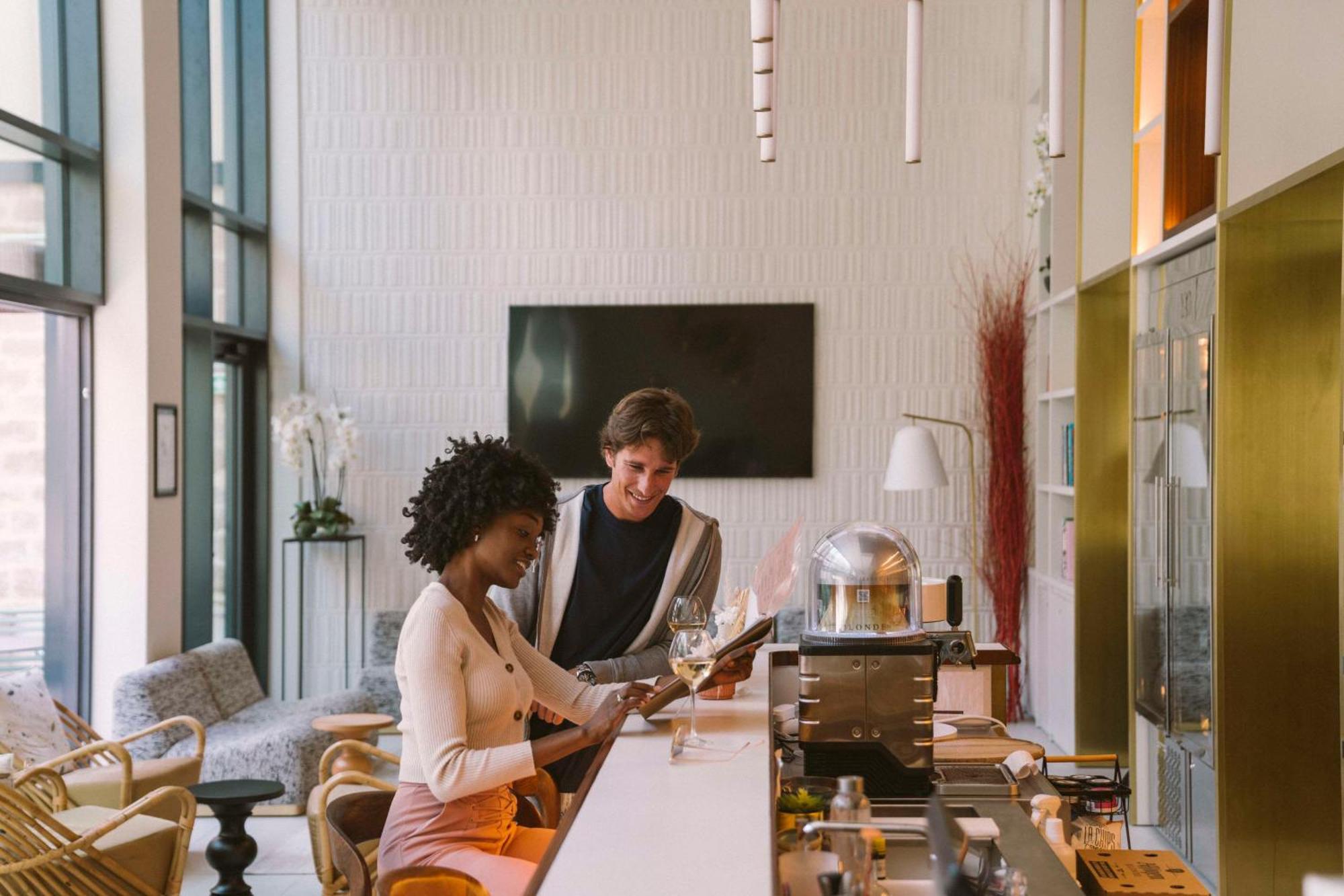 Hotel Yac Paris Clichy, A Member Of Radisson Individuals エクステリア 写真